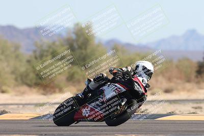 media/Oct-30-2025-Racers Edge (Thu) [[dabbdaf680]]/2-A Group/Session 5 (Turn 7)/